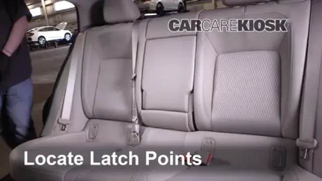 2018 Buick Regal Sportback Preferred II 2.0L 4 Cyl. Turbo Asientos de Carro Instalar